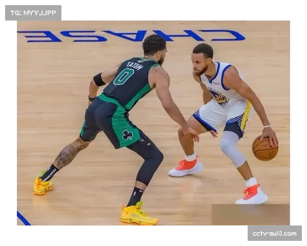 实时数据：勇士vs凯尔特人半场战罢，快攻得分比成为比分紧咬主因